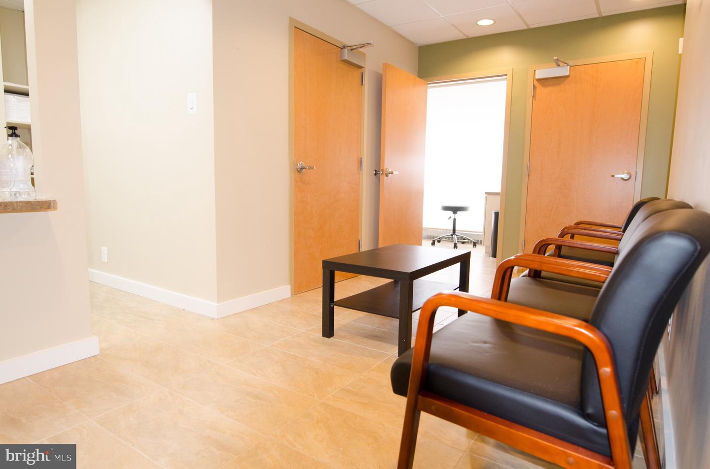 6800 Fleetwood Dr #suite 110 Property Photo 7