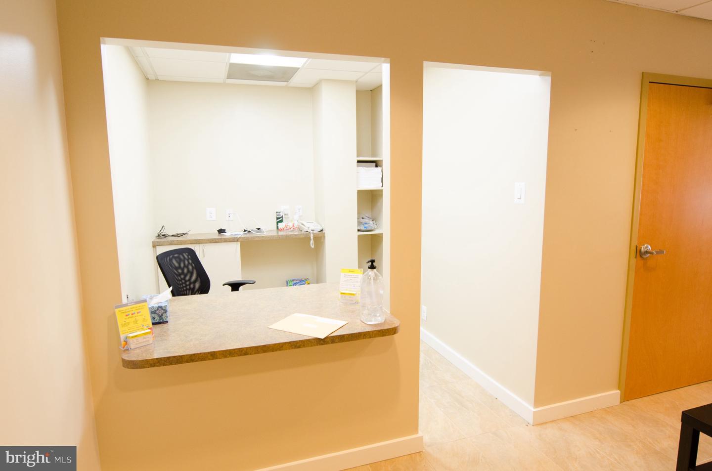 6800 Fleetwood Dr #suite 110 Property Photo 8