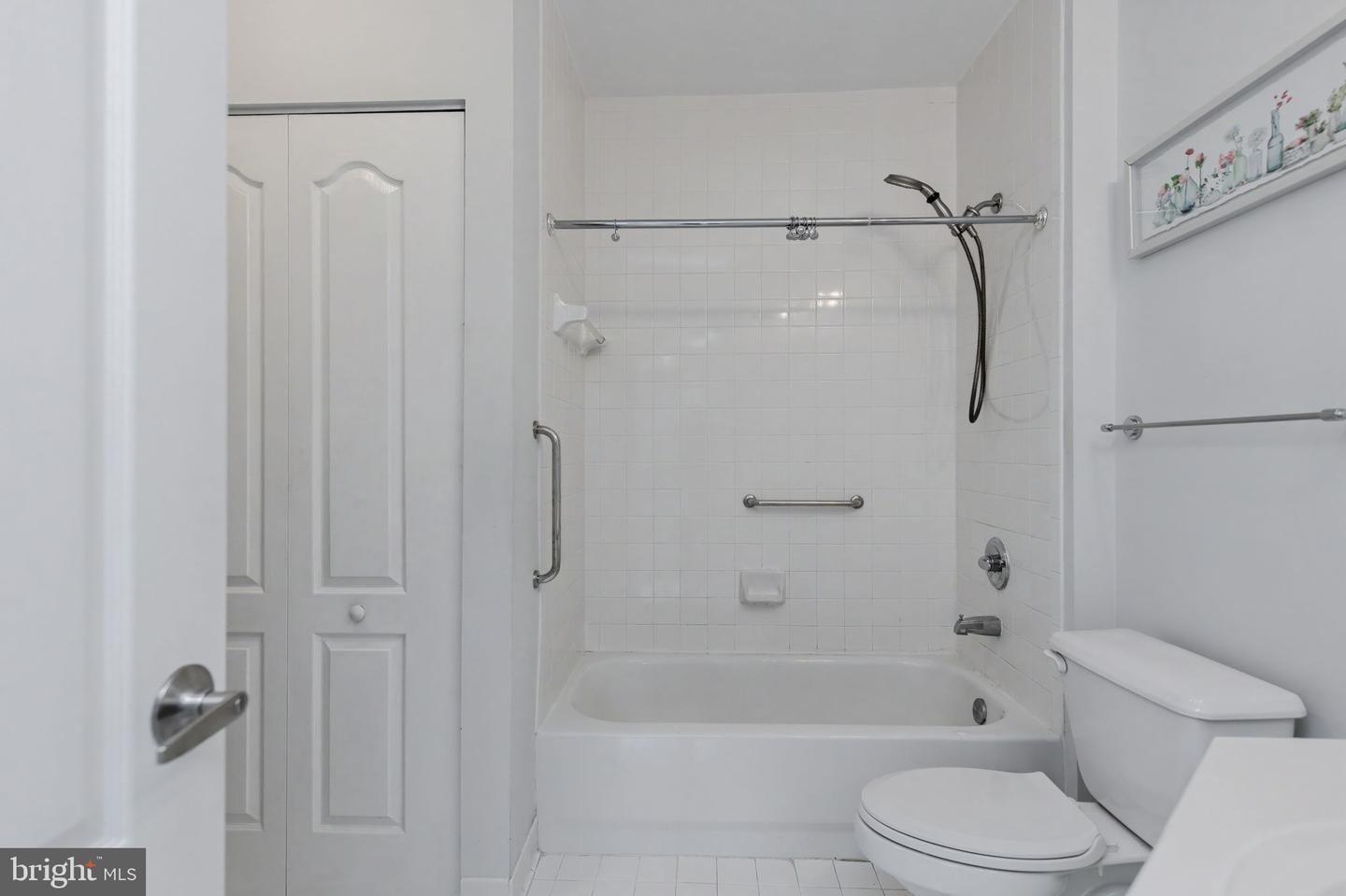 12913 Alton Sq #320 Property Photo 18