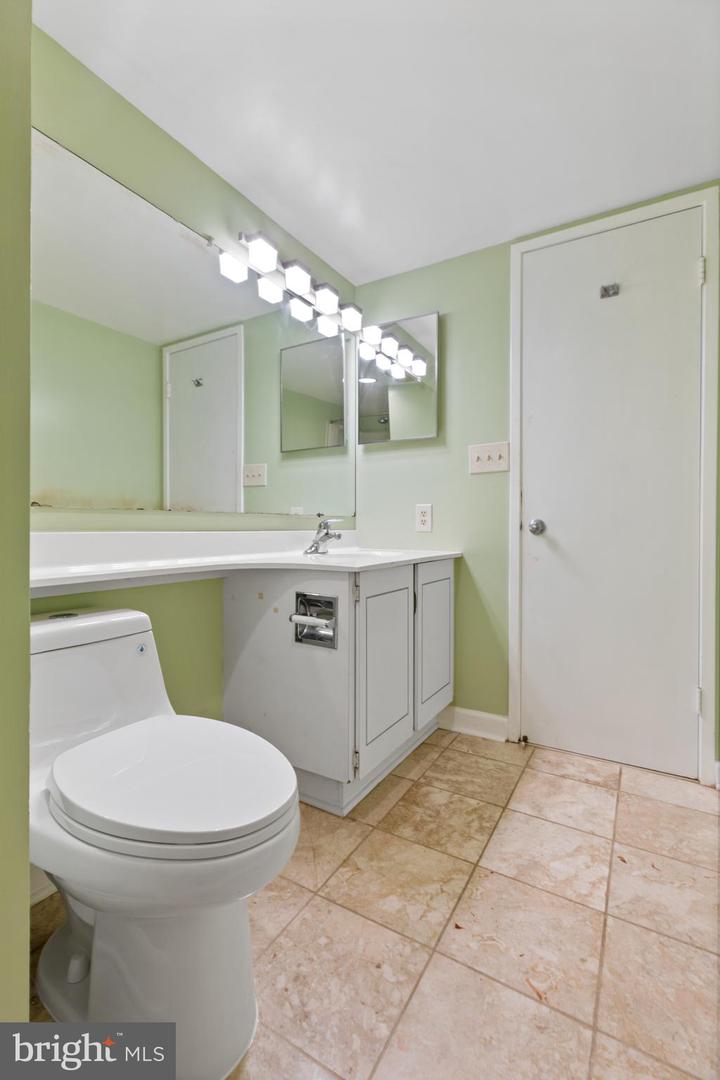 8370 Greensboro Dr #510 Property Photo 19