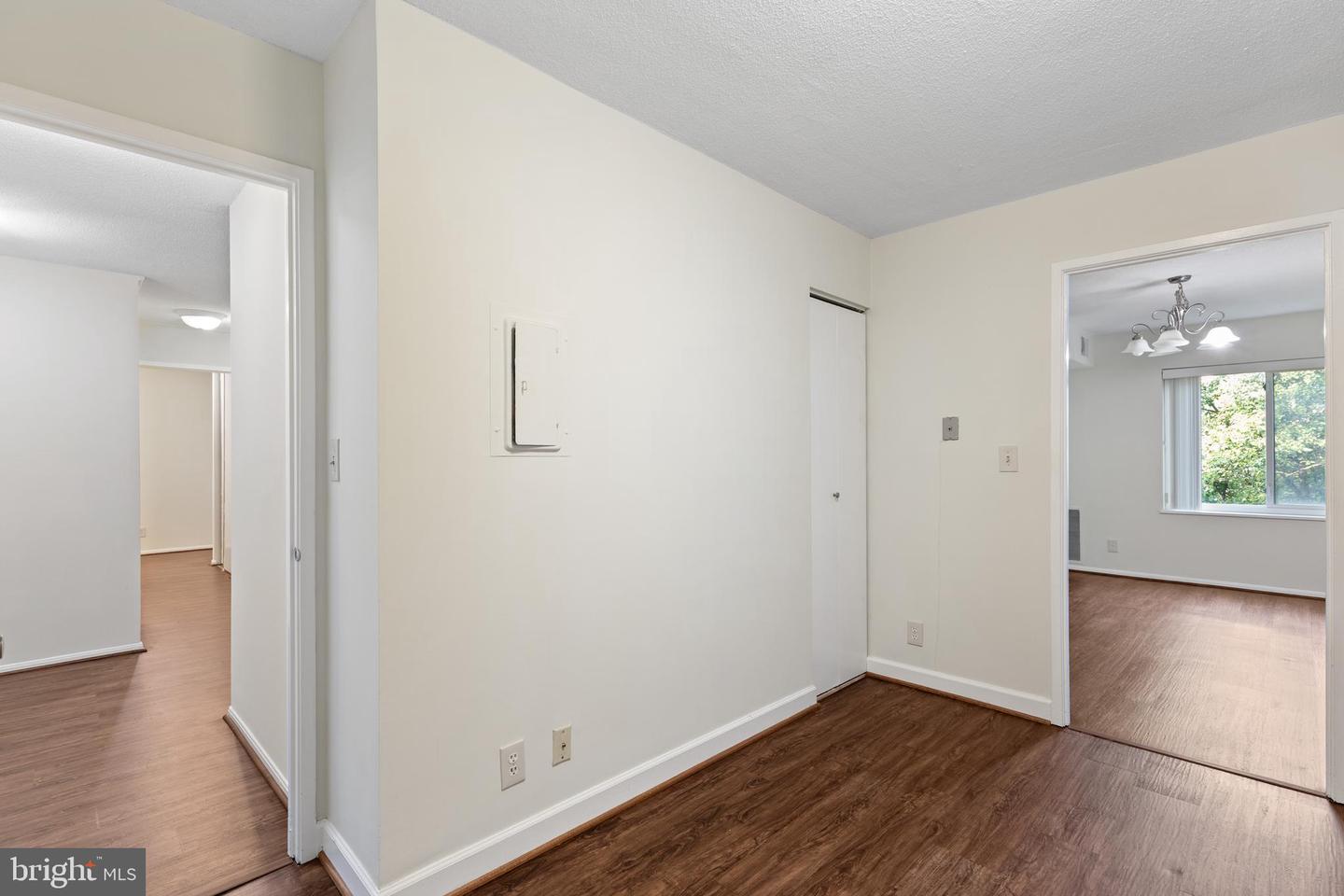8370 Greensboro Dr #510 Property Photo 28