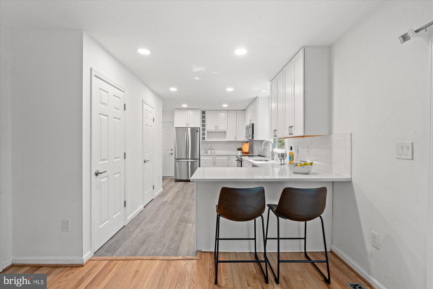 8622 Vernon Ave Property Photo 11