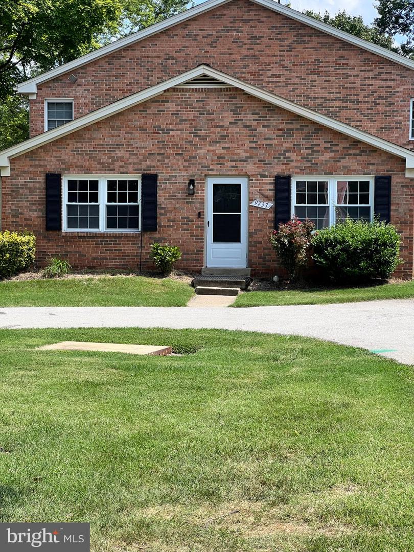 9737 Hagel Cir #48/a Property Photo 1