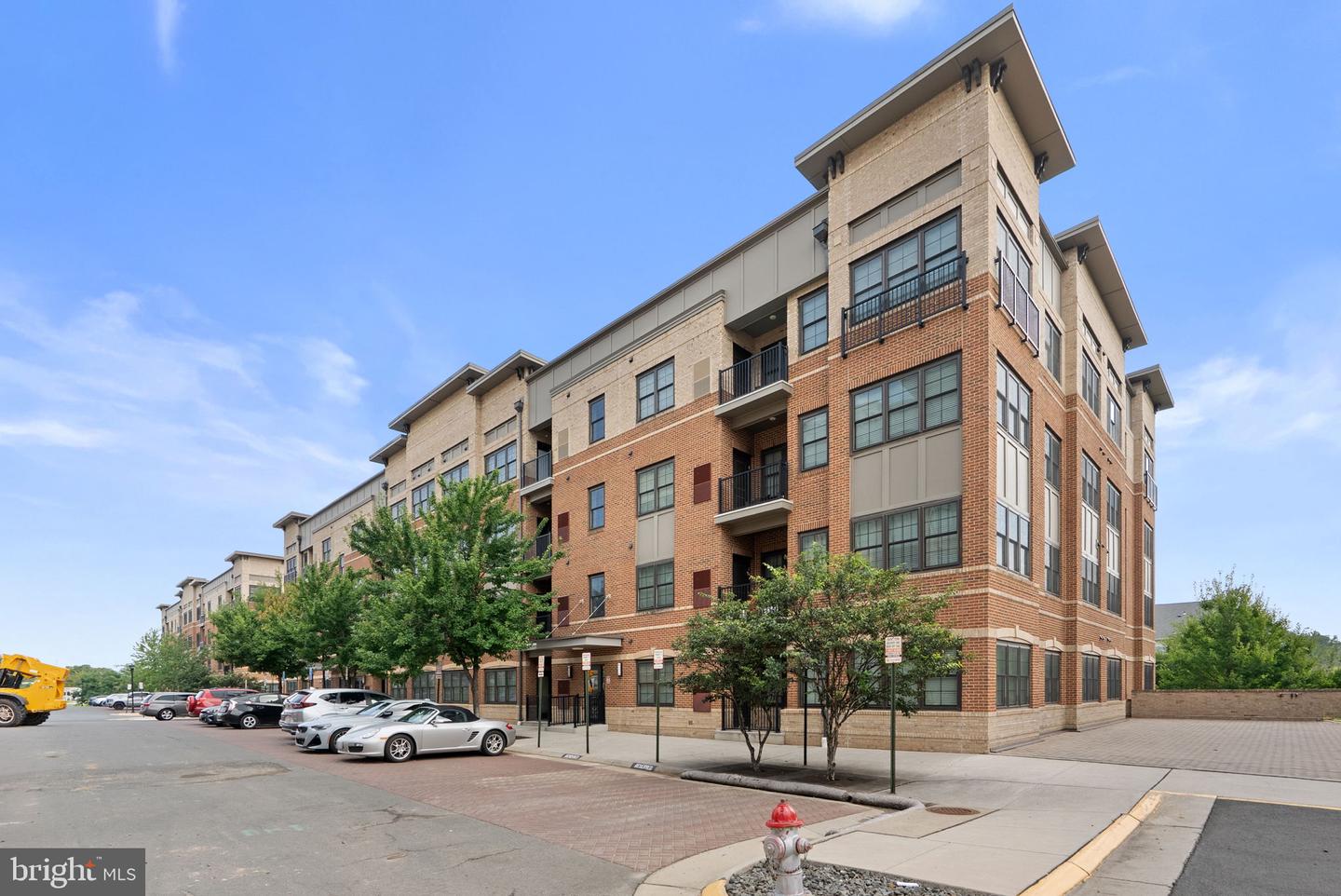 2905 Bleeker St #205 Property Photo 1