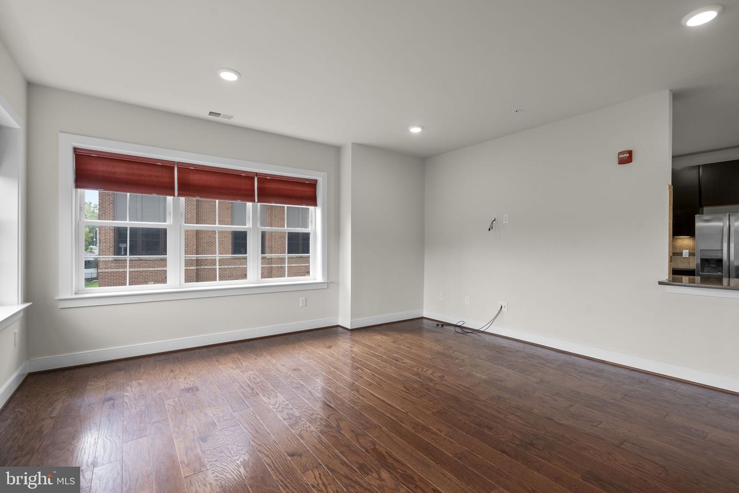 2905 Bleeker St #205 Property Photo 9