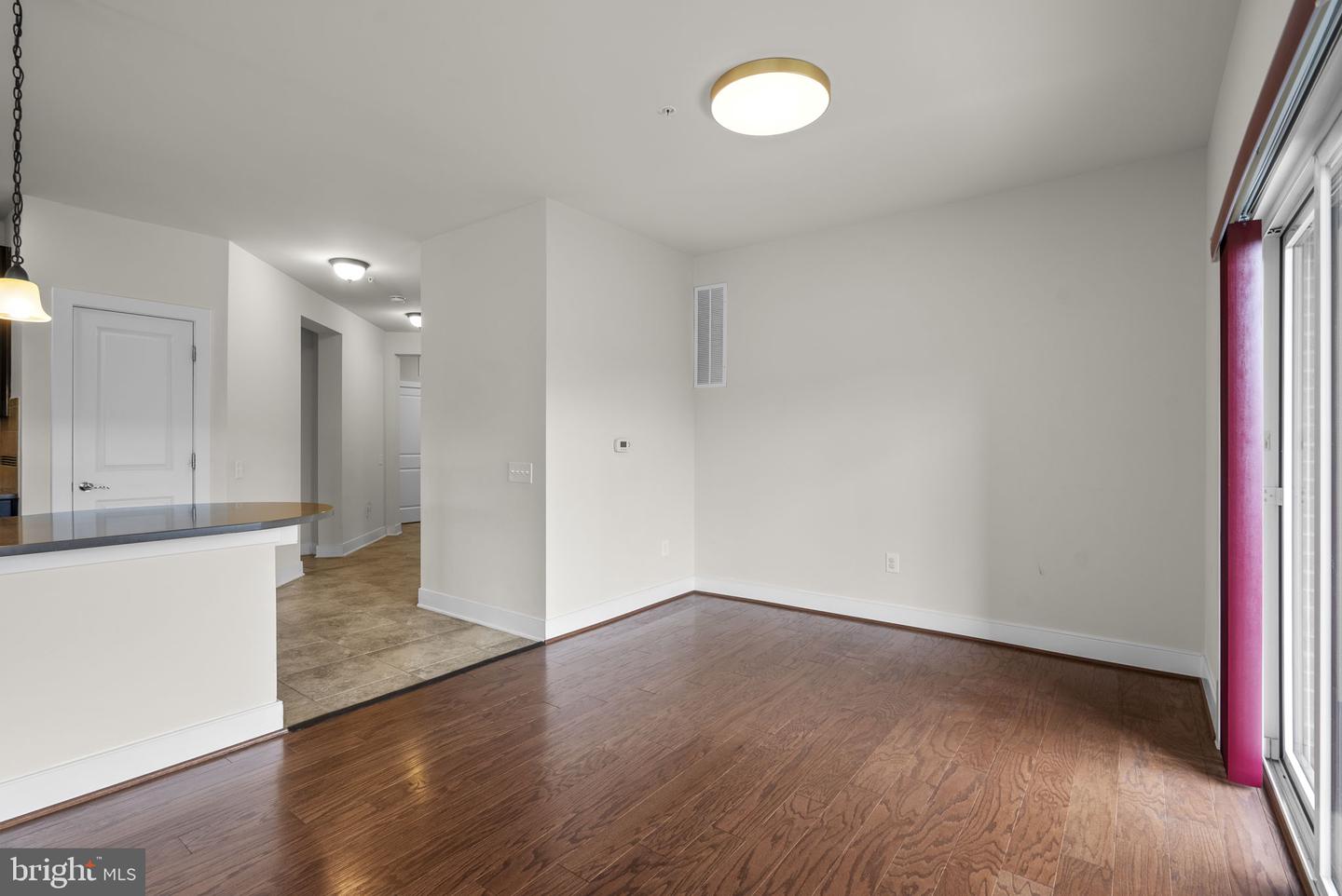 2905 Bleeker St #205 Property Photo 13