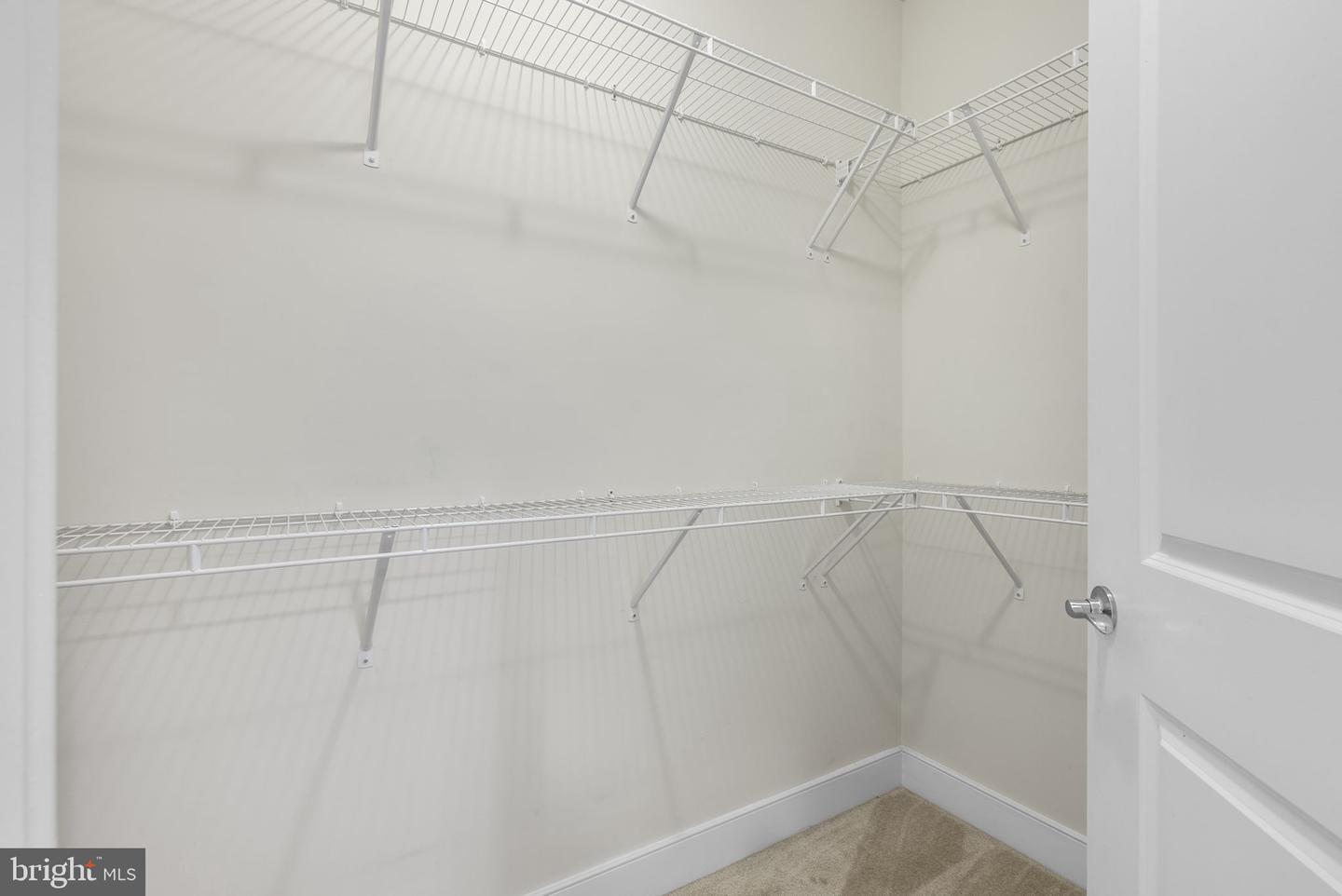 2905 Bleeker St #205 Property Photo 29