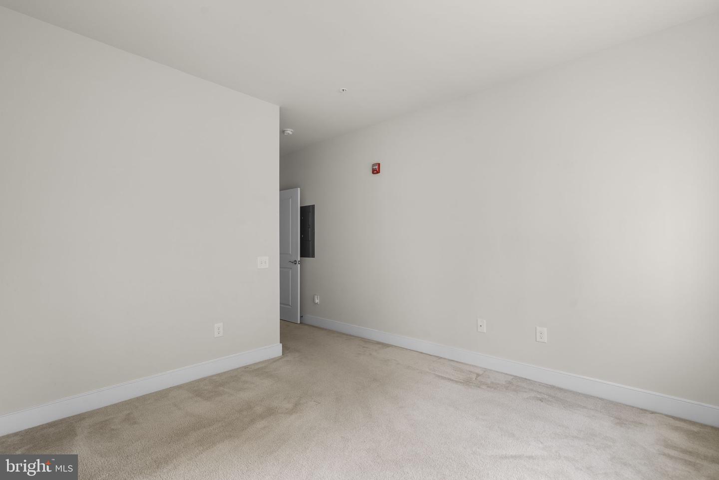 2905 Bleeker St #205 Property Photo 32