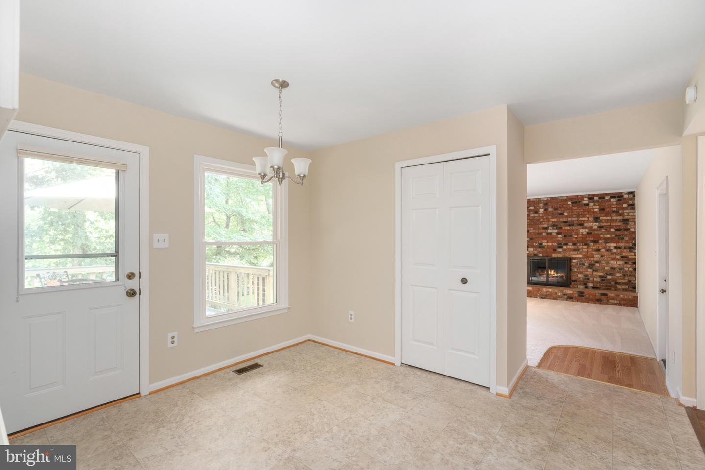 9511 Shipwright Dr Property Photo 14
