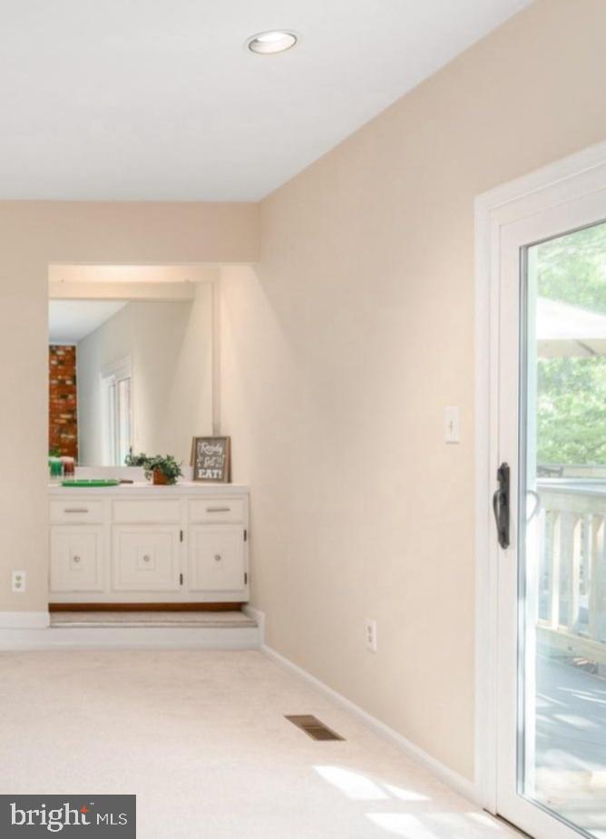 9511 Shipwright Dr Property Photo 18