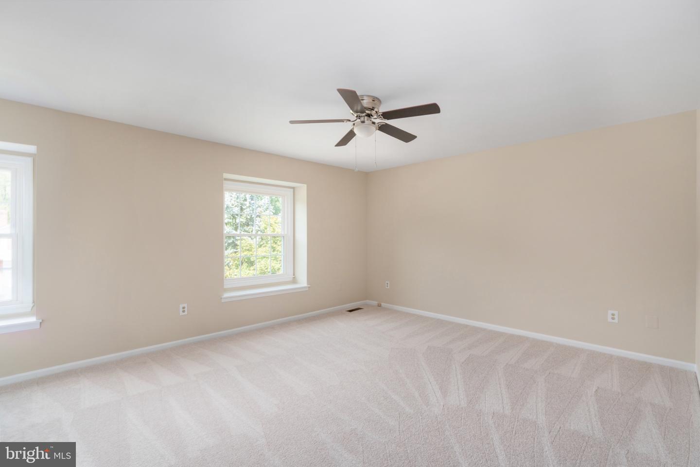 9511 Shipwright Dr Property Photo 24