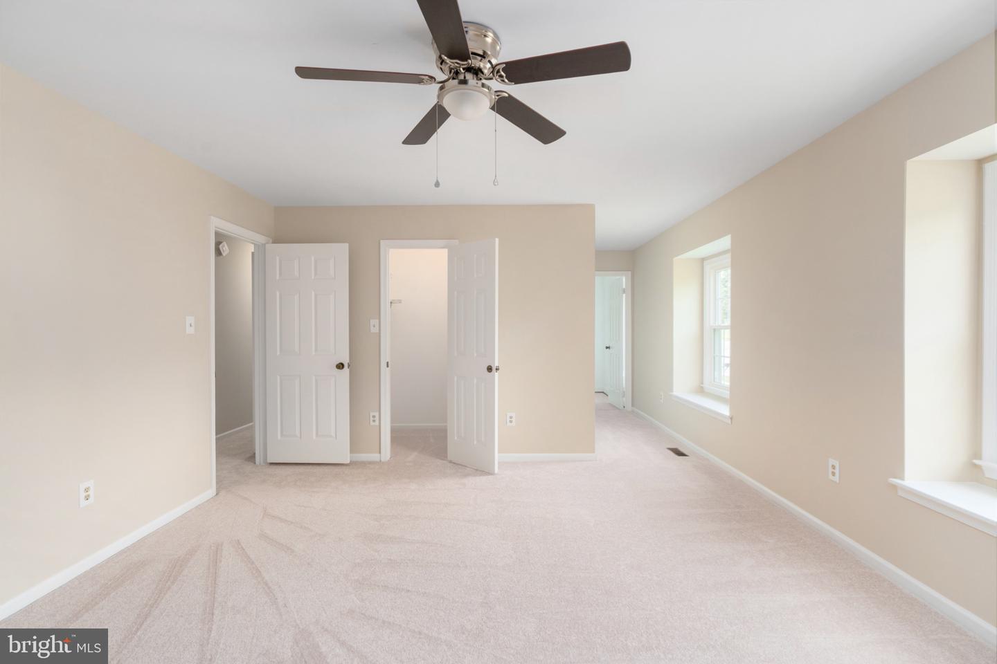 9511 Shipwright Dr Property Photo 25
