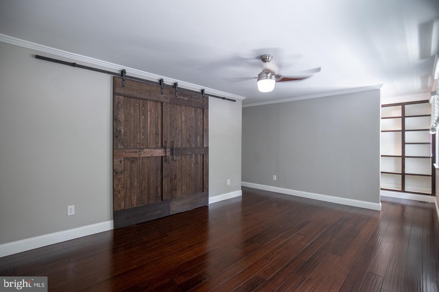 4836 Gainsborough Dr Property Photo 22