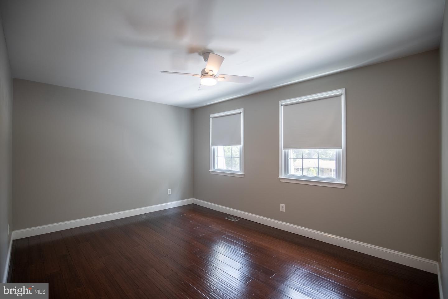 4836 Gainsborough Dr Property Photo 26