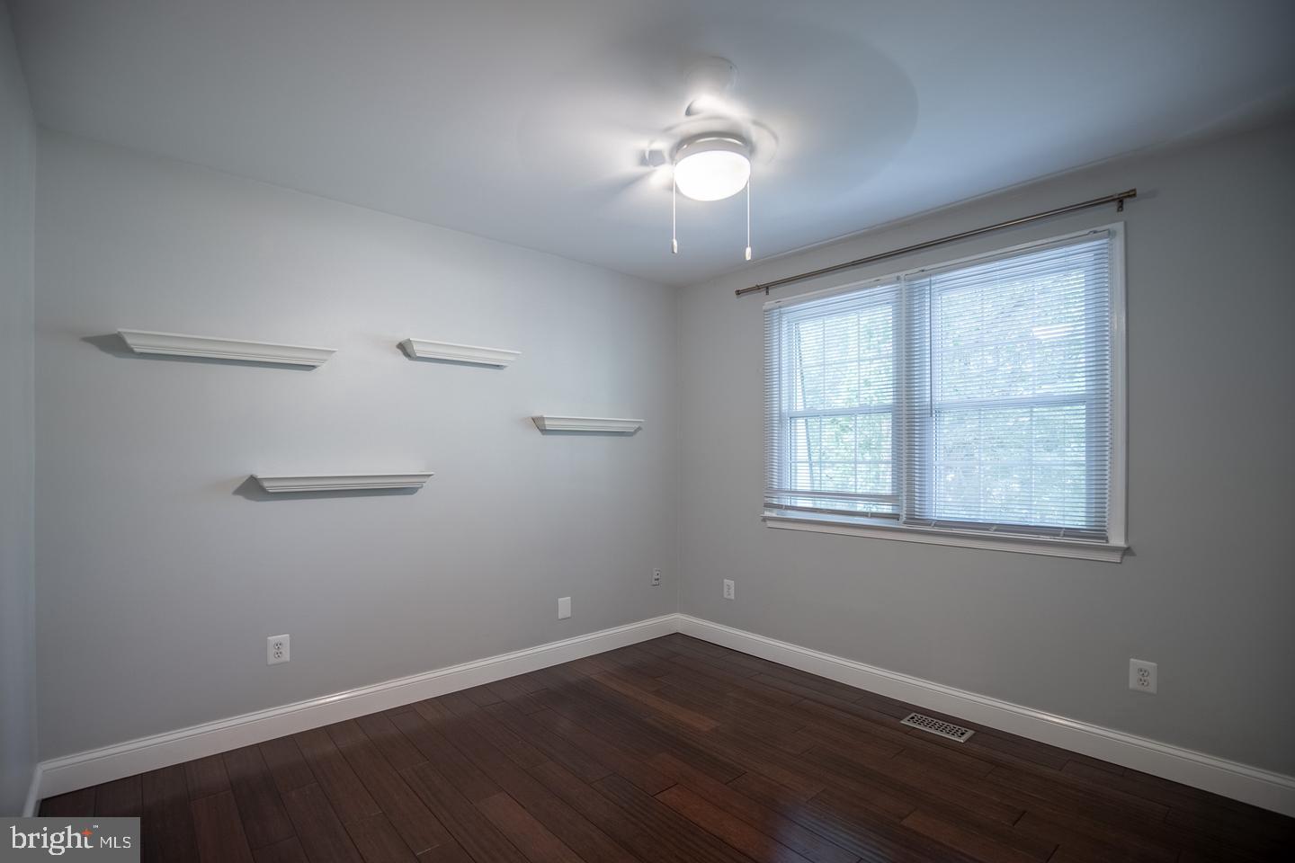 4836 Gainsborough Dr Property Photo 31
