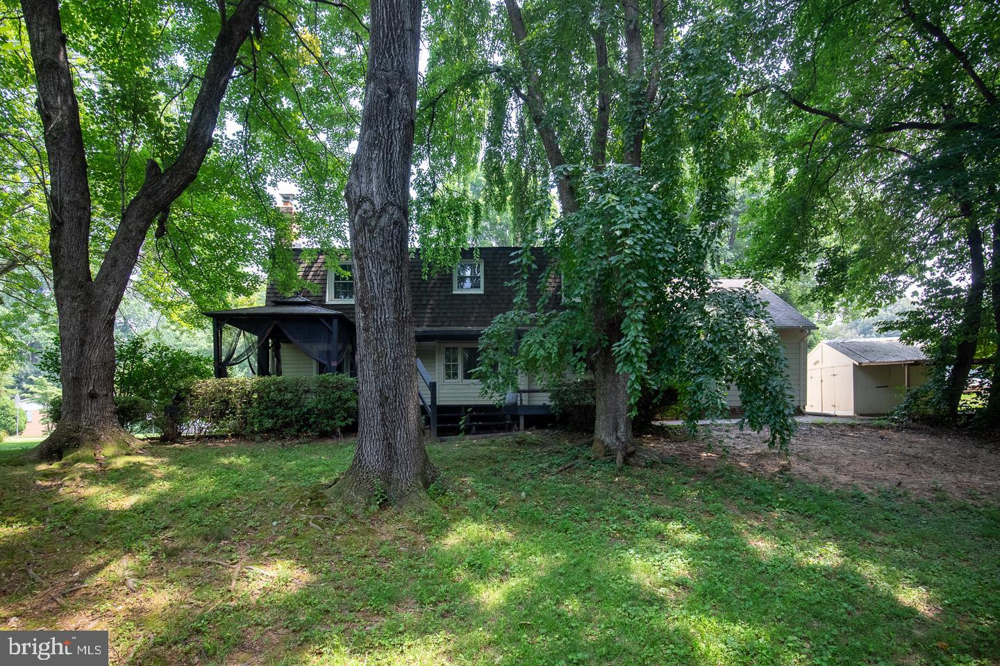 4836 Gainsborough Dr Property Photo 41