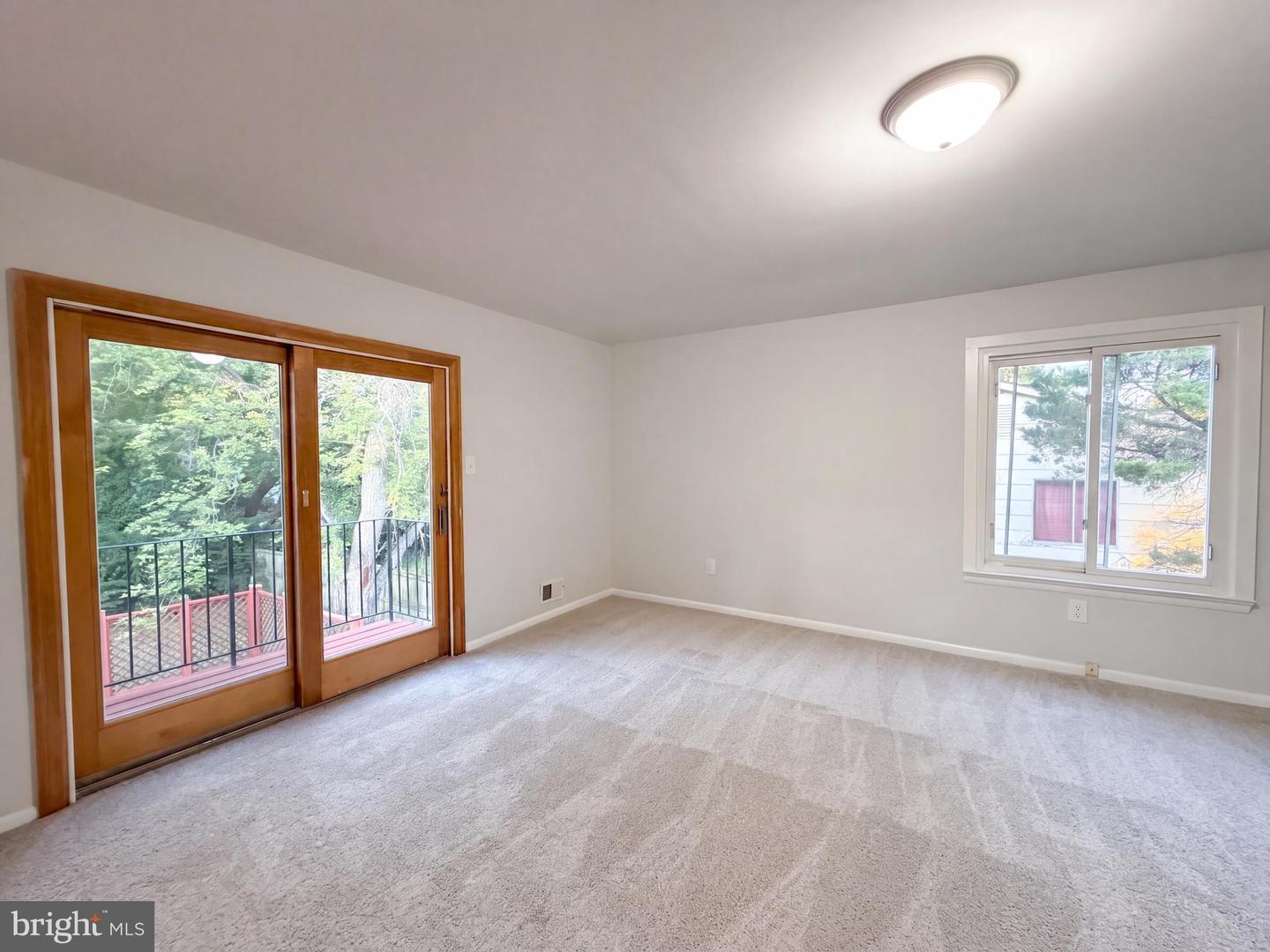 662 Herndon Pkwy Property Photo 11