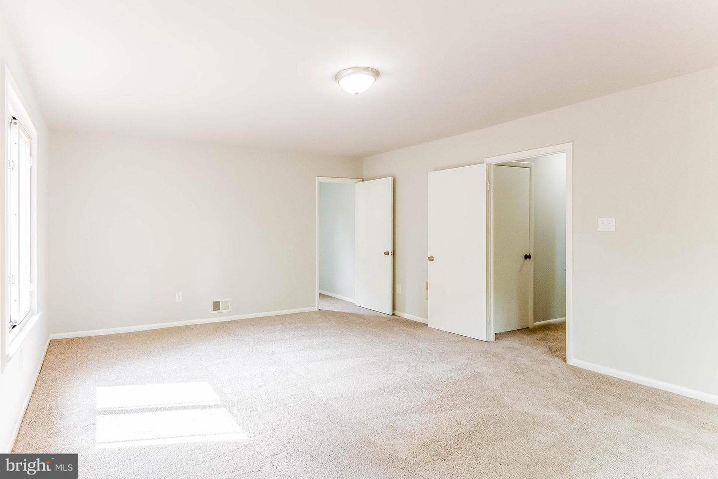 662 Herndon Pkwy Property Photo 17