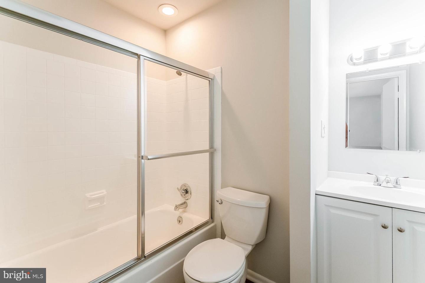 662 Herndon Pkwy Property Photo 18