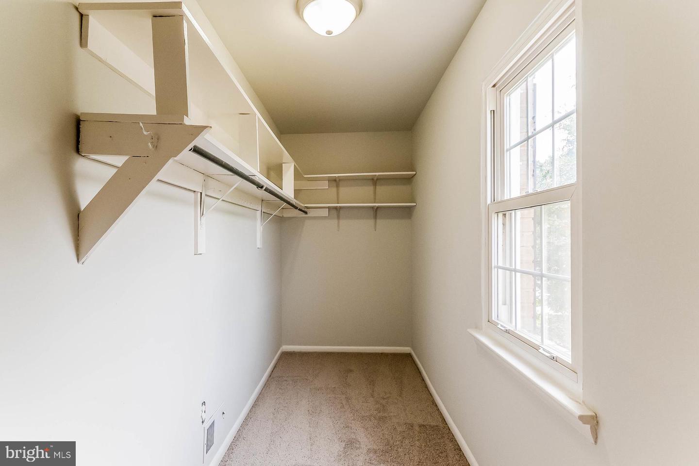 662 Herndon Pkwy Property Photo 21