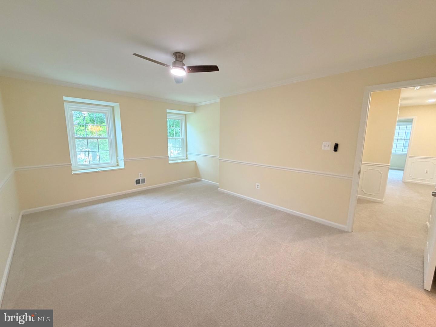 8853 Applecross Ln Property Photo 12