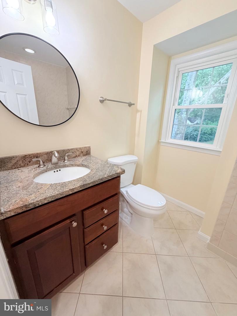 8853 Applecross Ln Property Photo 17