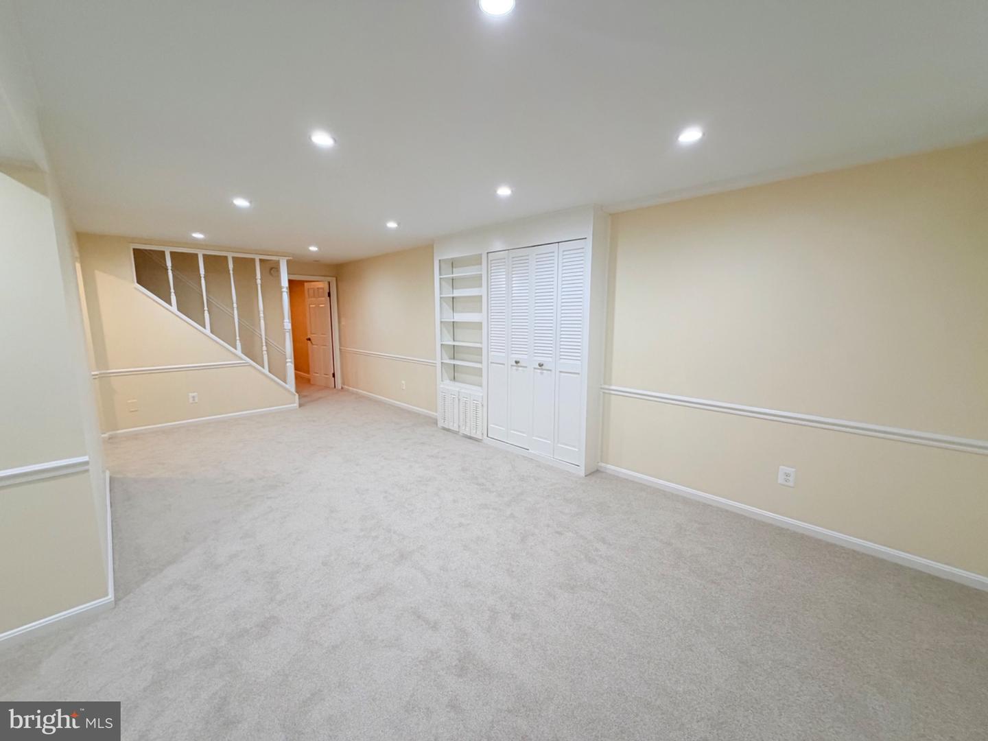 8853 Applecross Ln Property Photo 25