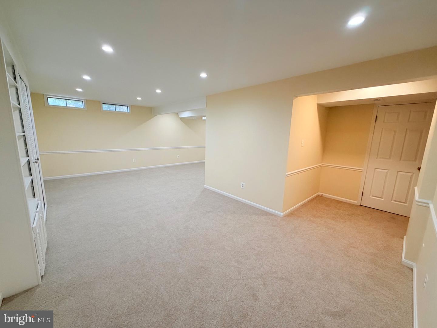 8853 Applecross Ln Property Photo 26