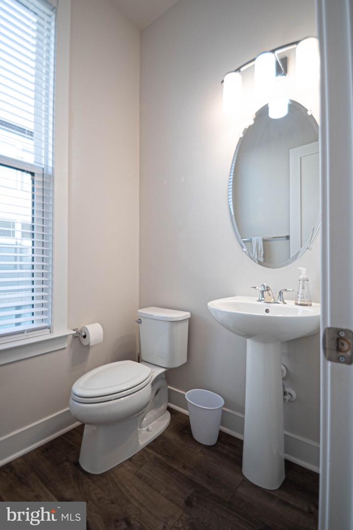 2453 Liberty Loop Property Photo 17
