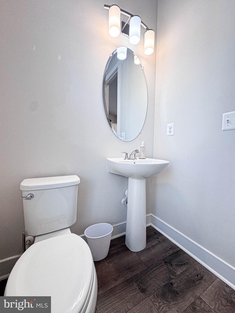 2453 Liberty Loop Property Photo 39