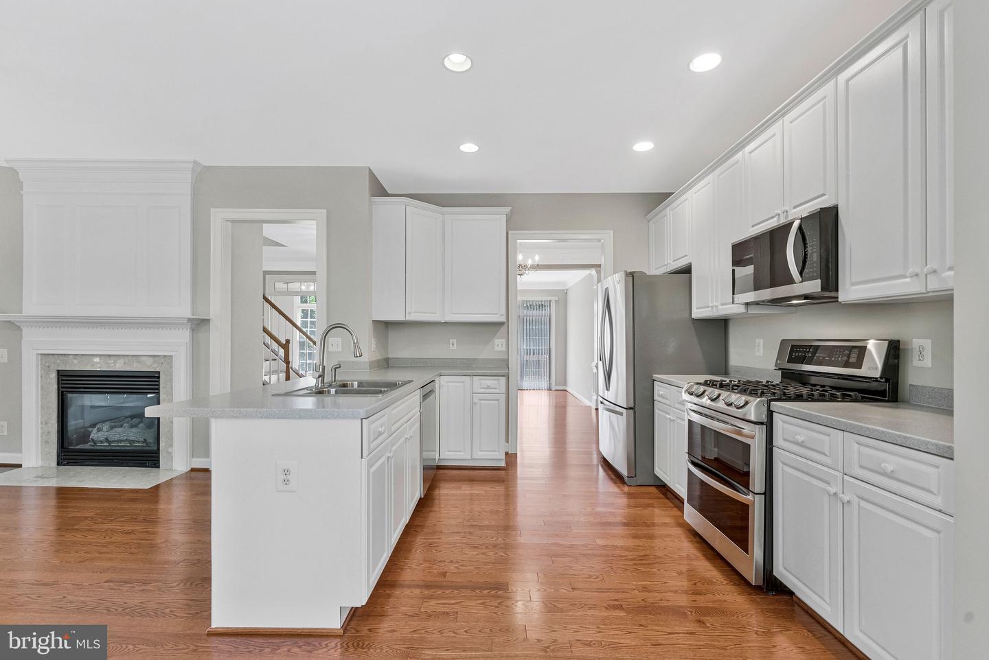 9546 Lagersfield Cir Property Photo 8