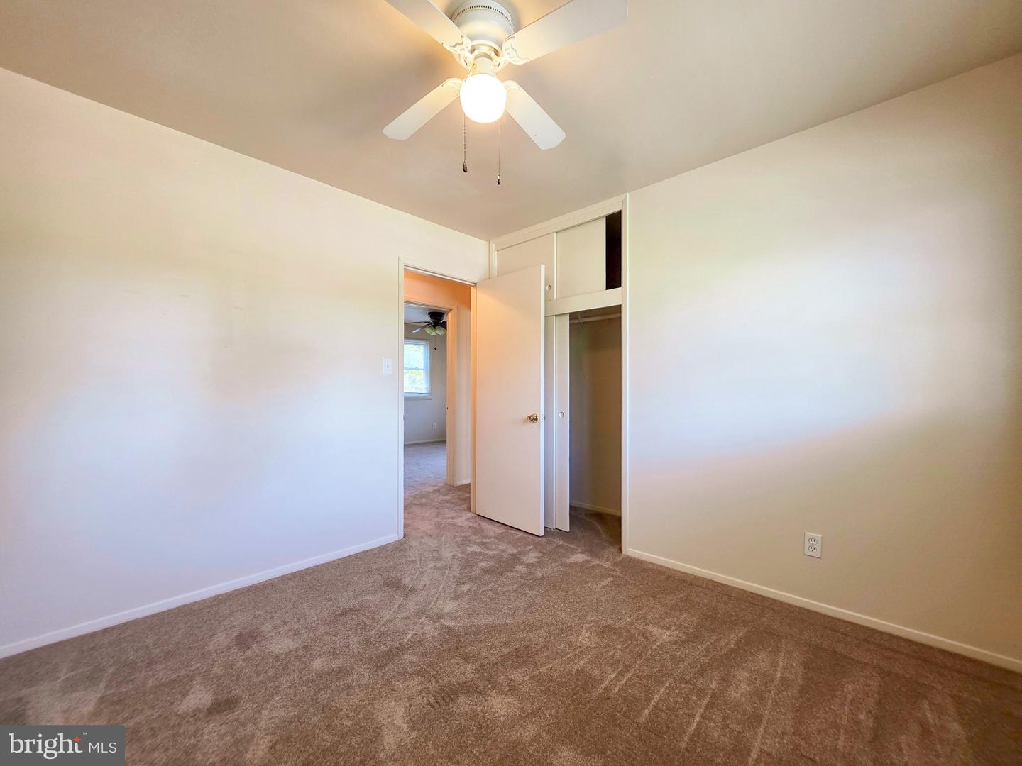 7511 Elgar St Property Photo 13