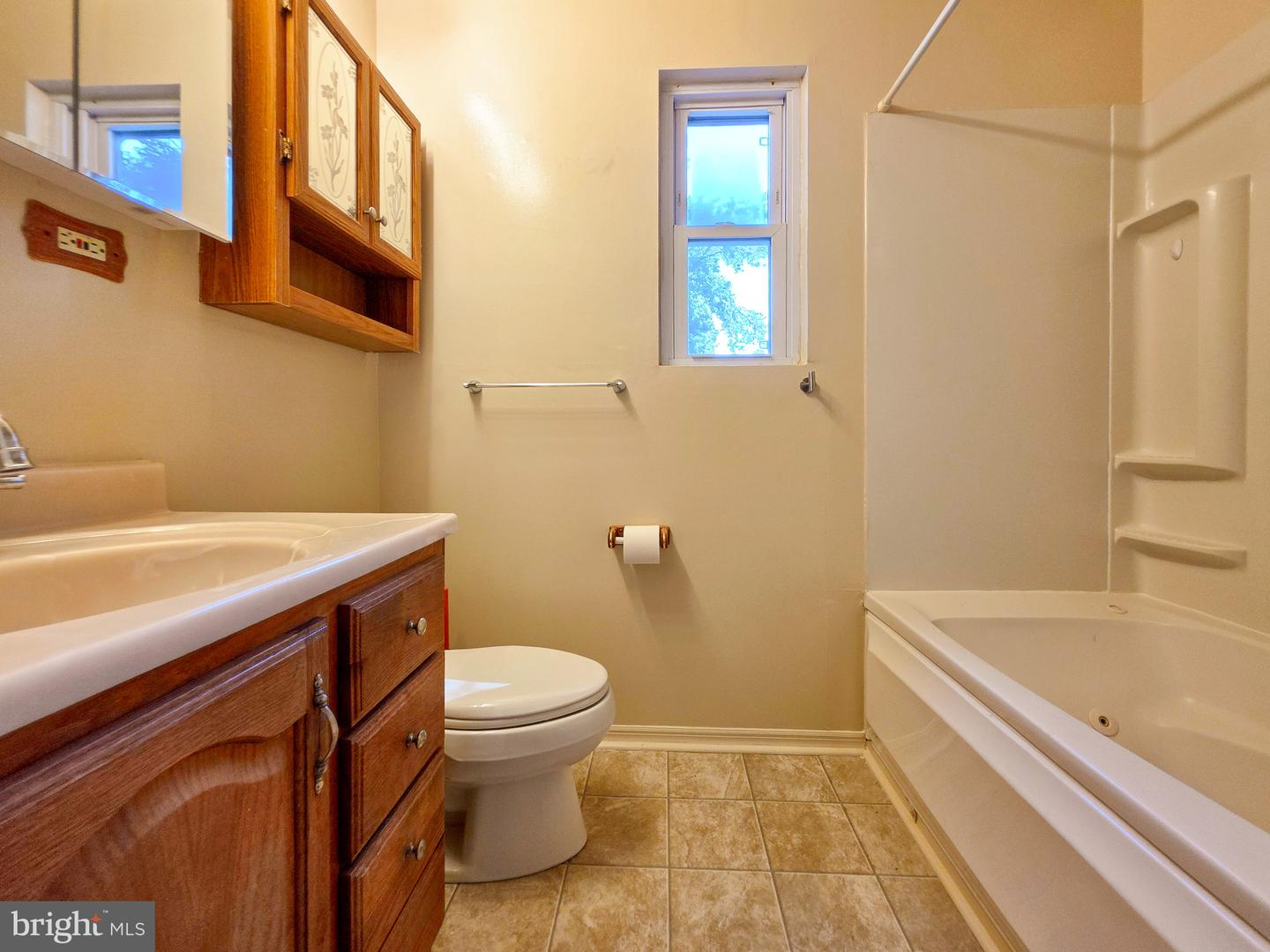 7511 Elgar St Property Photo 14