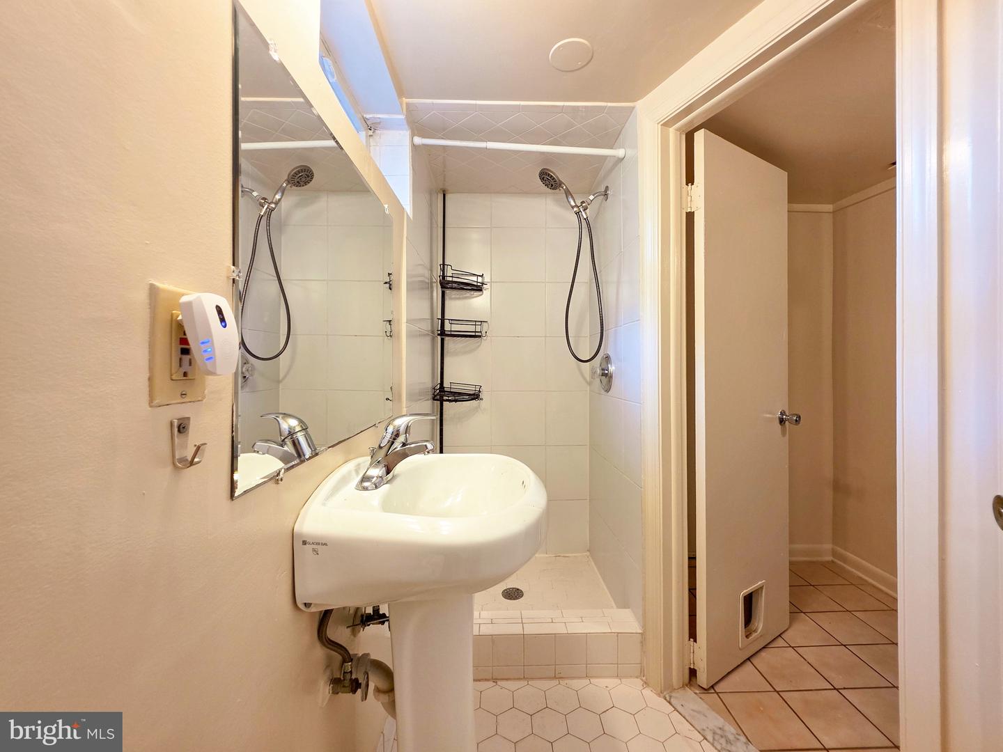 7511 Elgar St Property Photo 21