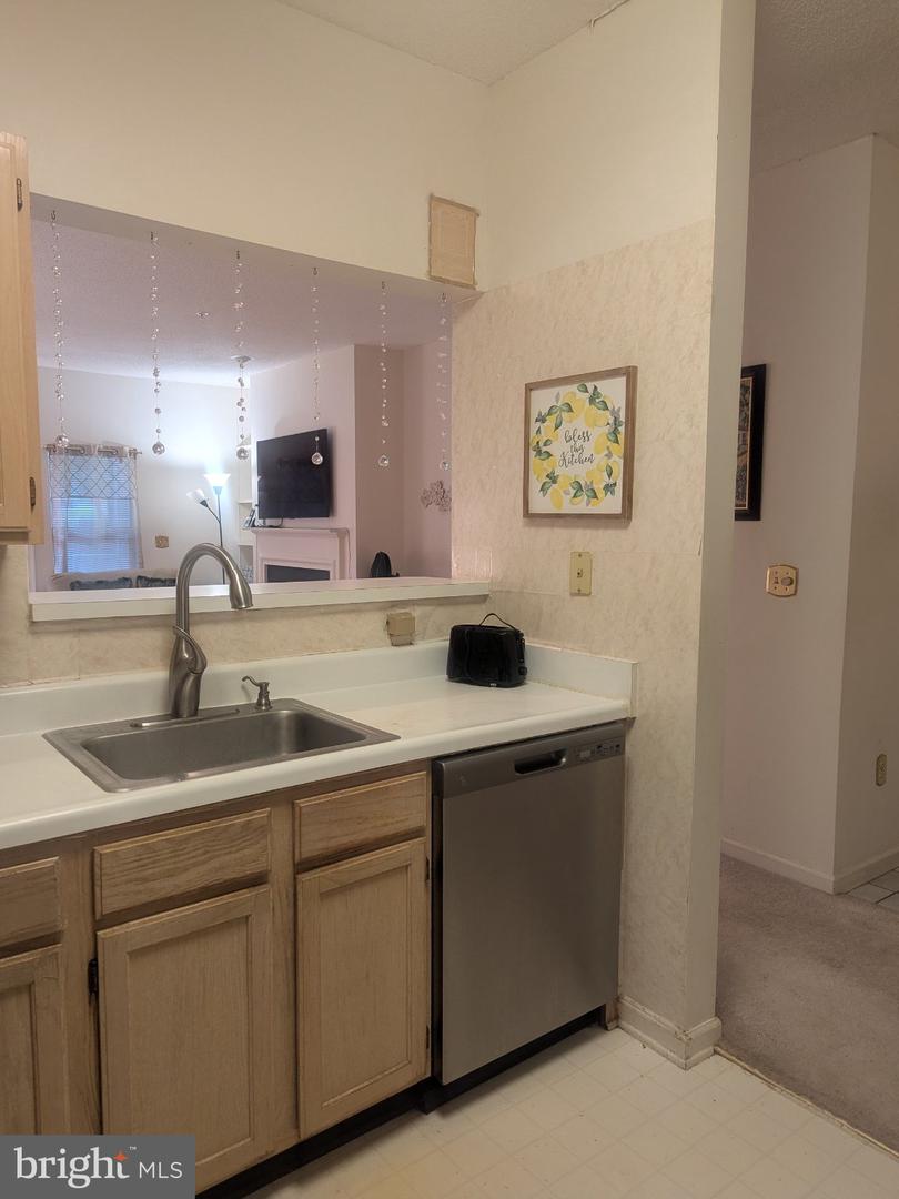 14301 Grape Holly Grv #14 Property Photo 15