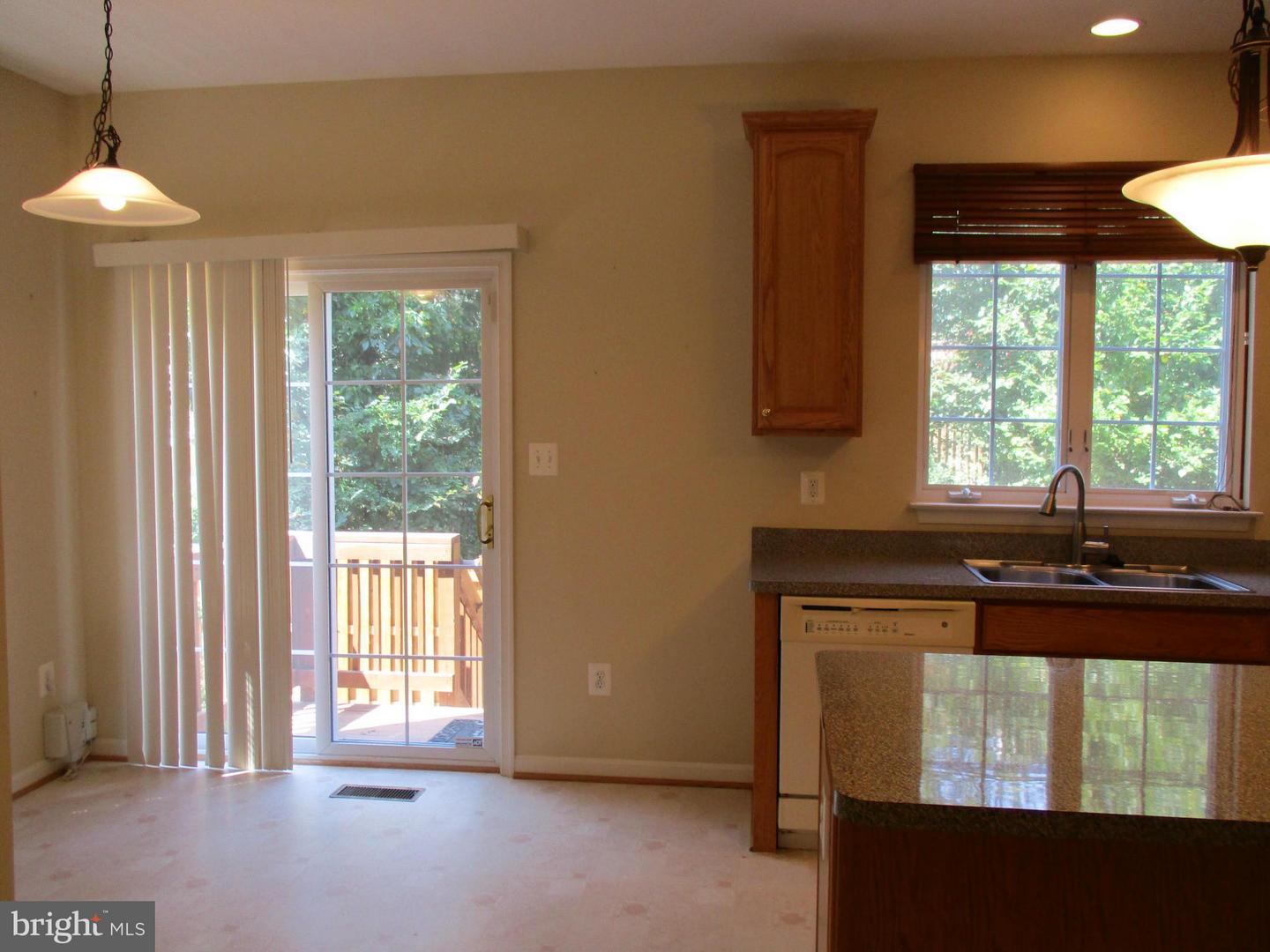 9102 Marie Ct Property Photo 7