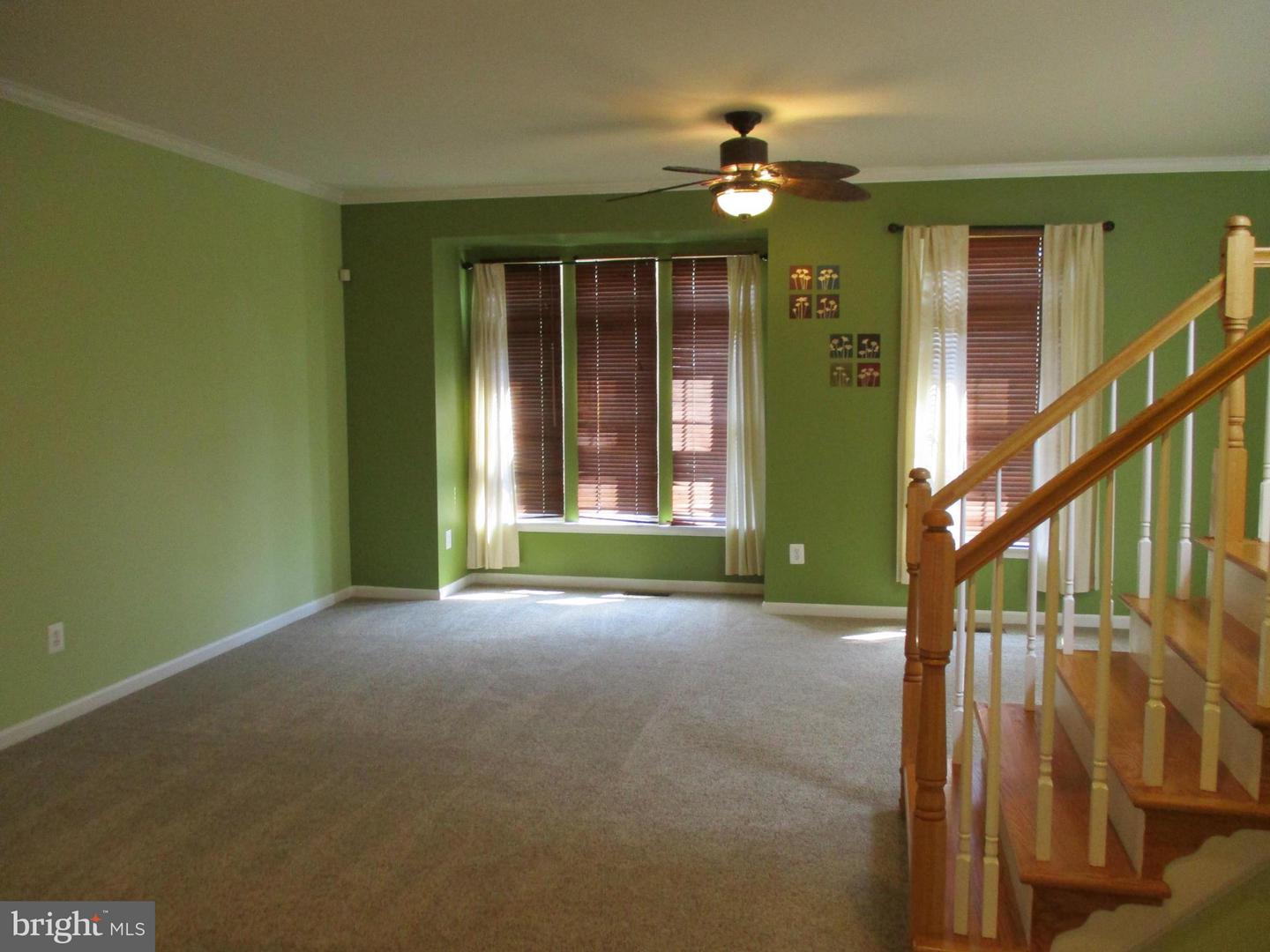 9102 Marie Ct Property Photo 8