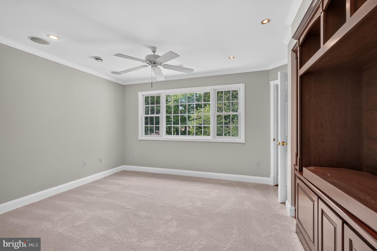 7922 Journey Ln Property Photo 23