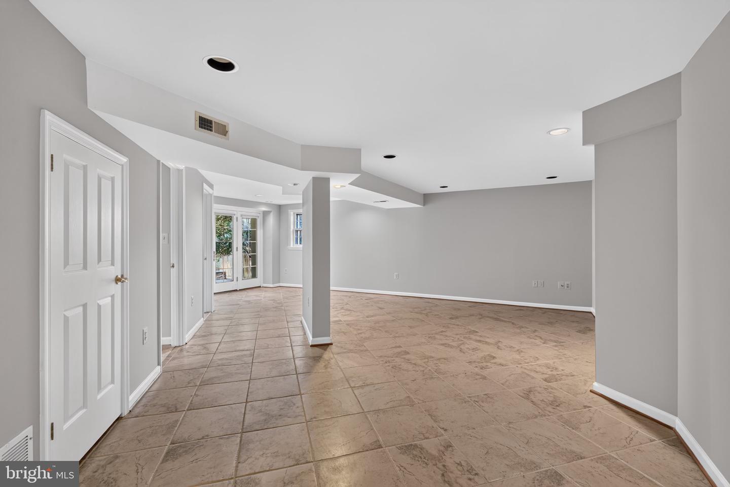 7922 Journey Ln Property Photo 34