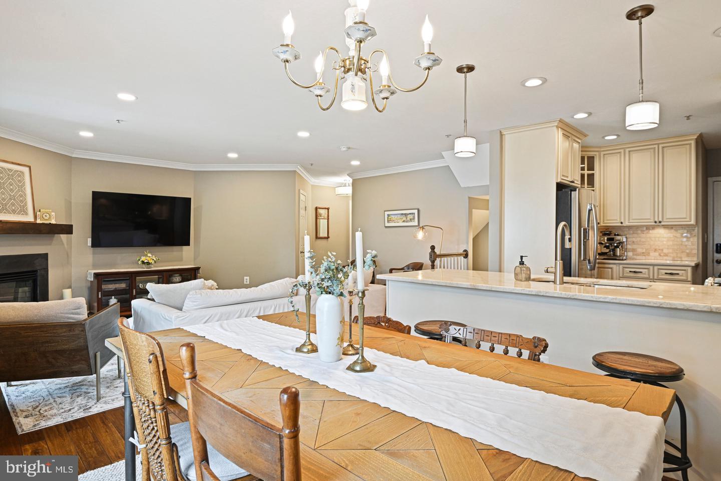 12908 Fair Briar Ln Property Photo 14
