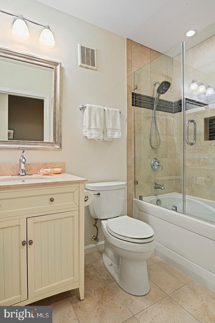 12908 Fair Briar Ln Property Photo 25