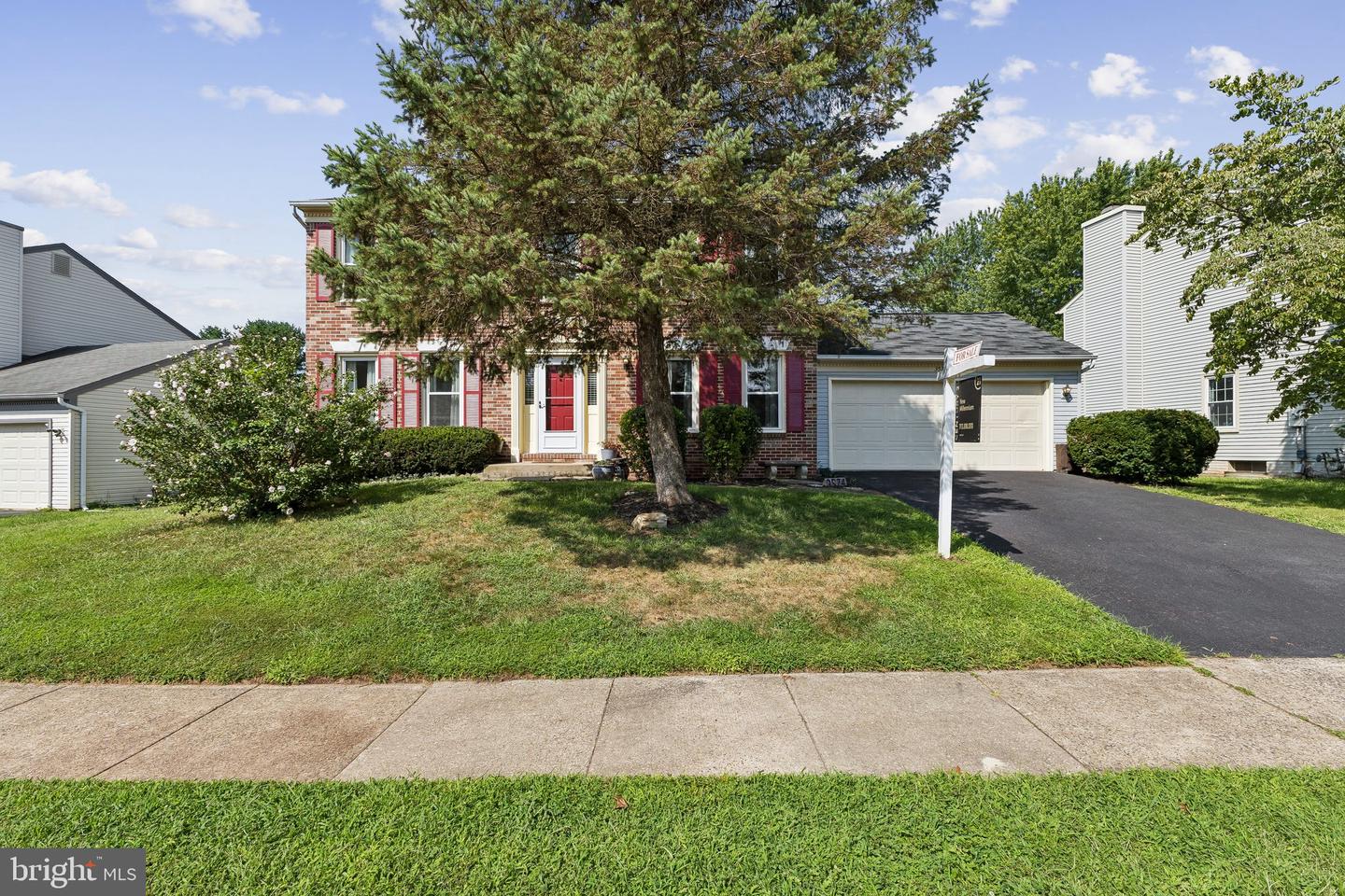 3574 ARMFIELD FARM DR Property Photo 1