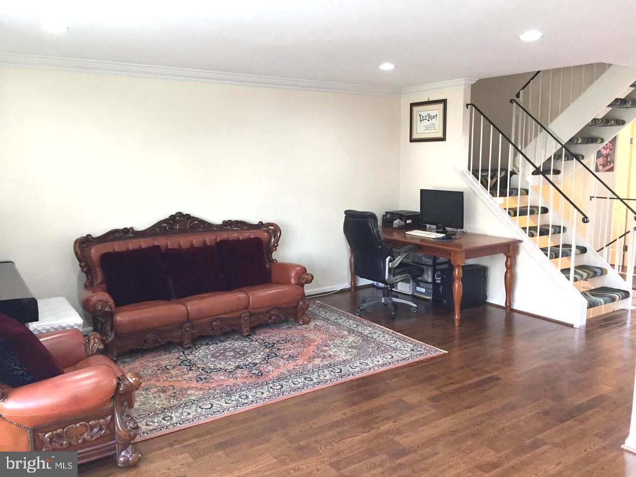 5408 Helm Ct Property Photo 5