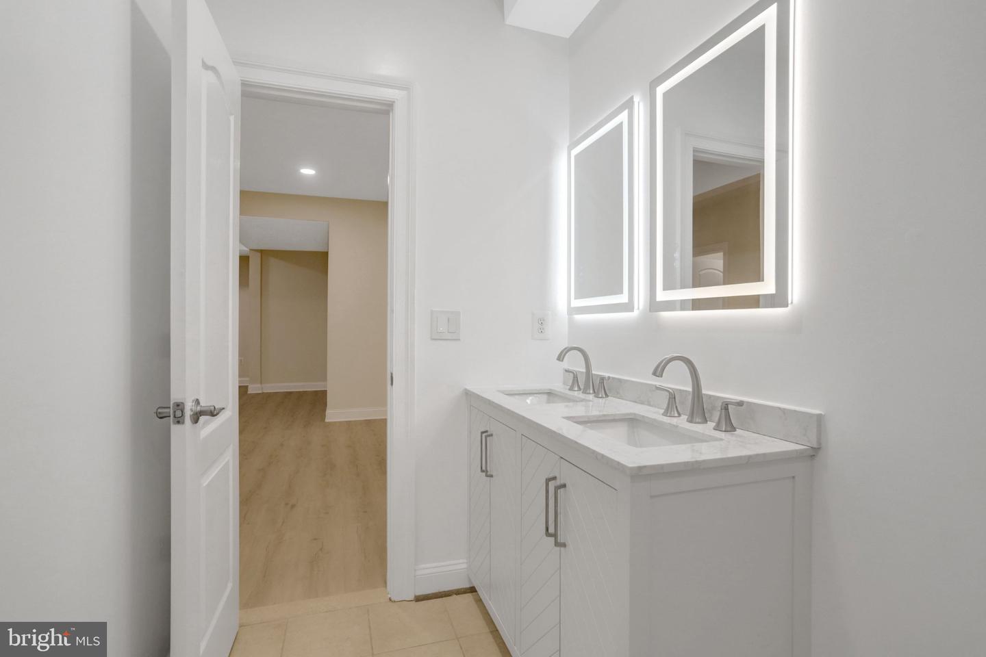 8305 Covington Woods Ct #basement Property Photo 12