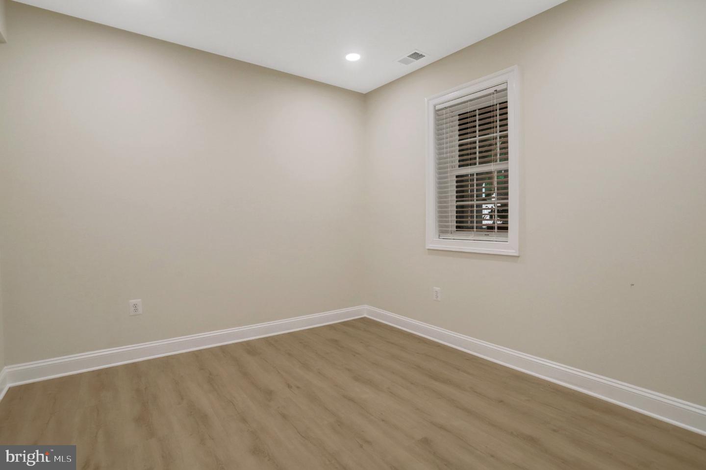 8305 Covington Woods Ct #basement Property Photo 14