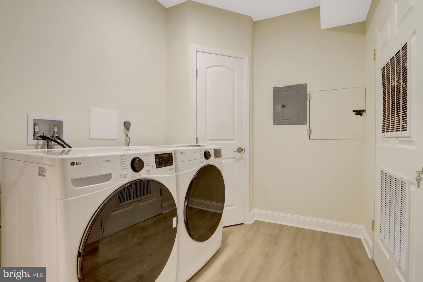 8305 Covington Woods Ct #basement Property Photo 33
