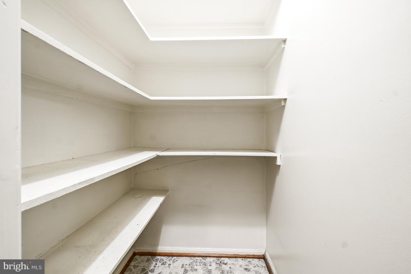 5904 Mount Eagle Dr #114 Property Photo 16
