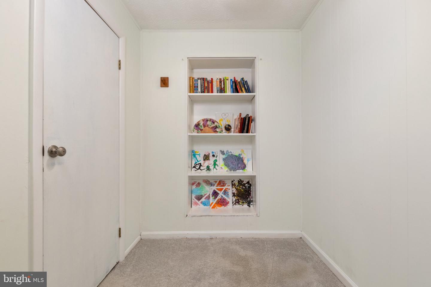 2323 Middle Creek Ln Property Photo 25