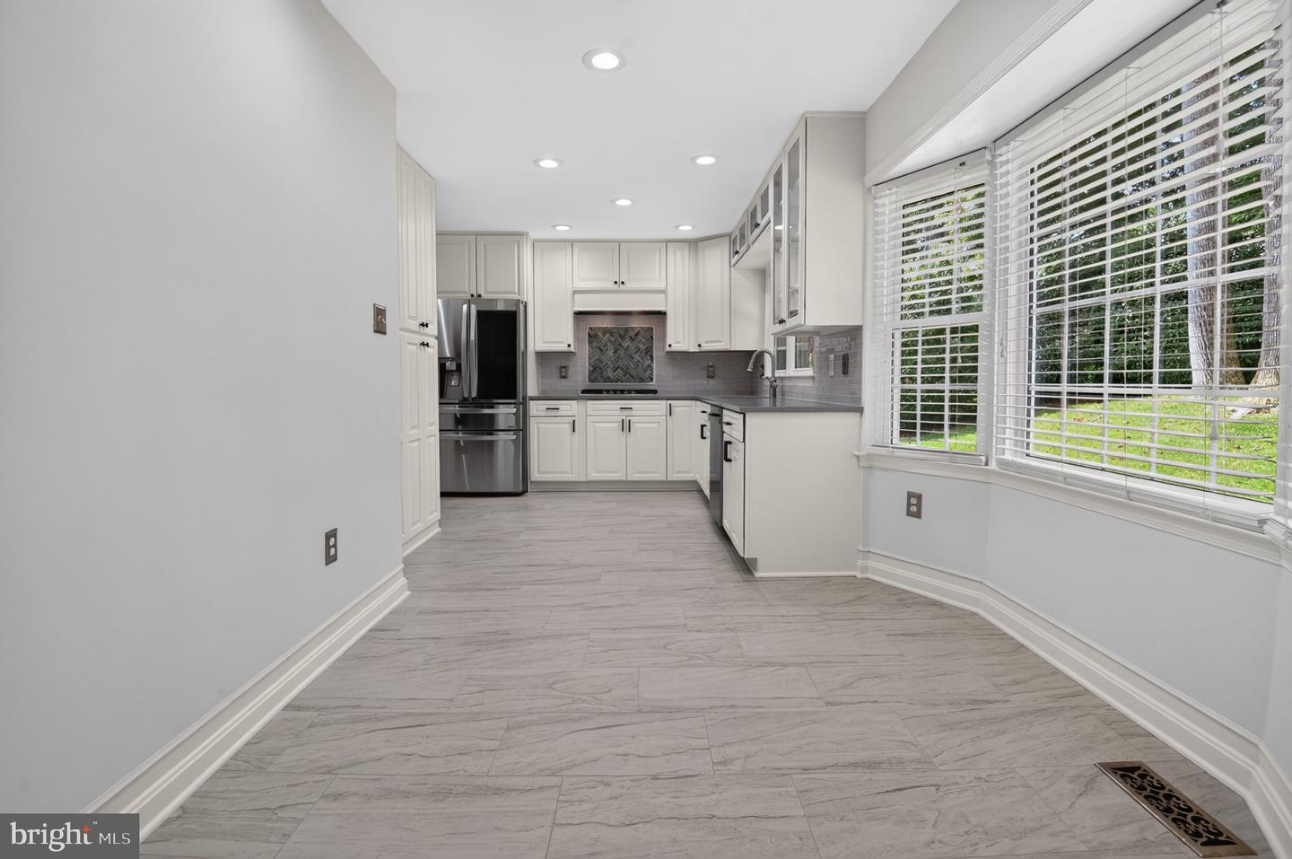6143 Poburn Landing Ct Property Photo 14