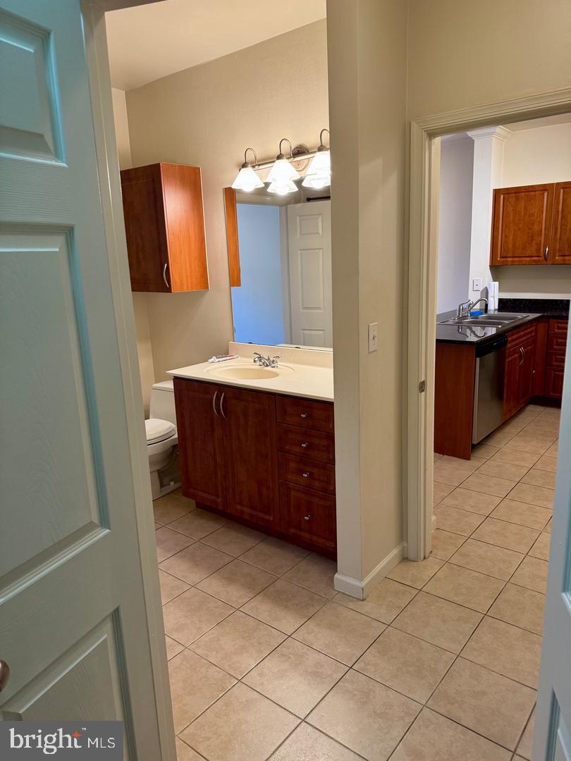 12945 Centre Park Cir #204 Property Photo 7